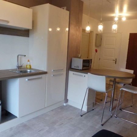 Appartement Au Calme, Avec Parc Prive, 50M Du Tram Тур Екстериор снимка